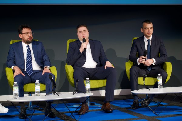 Снимка: Investor Media Group